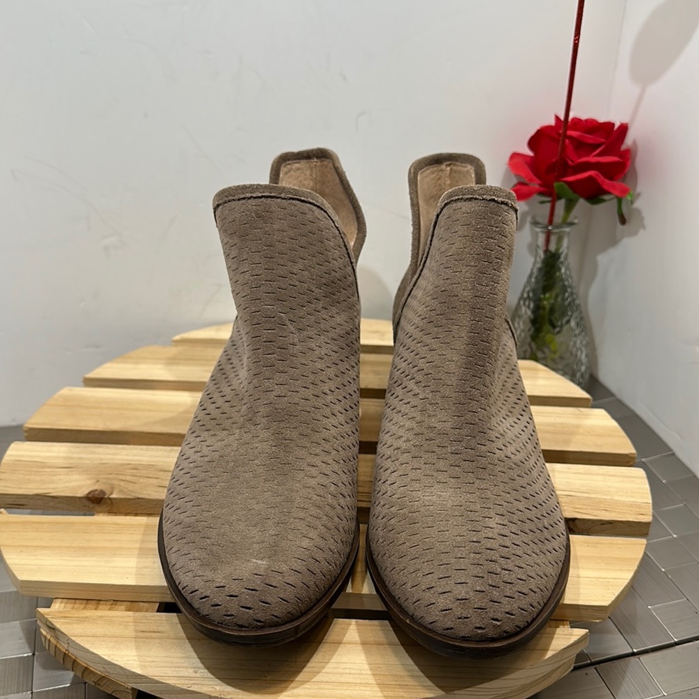 Lucky Brand‎ boots